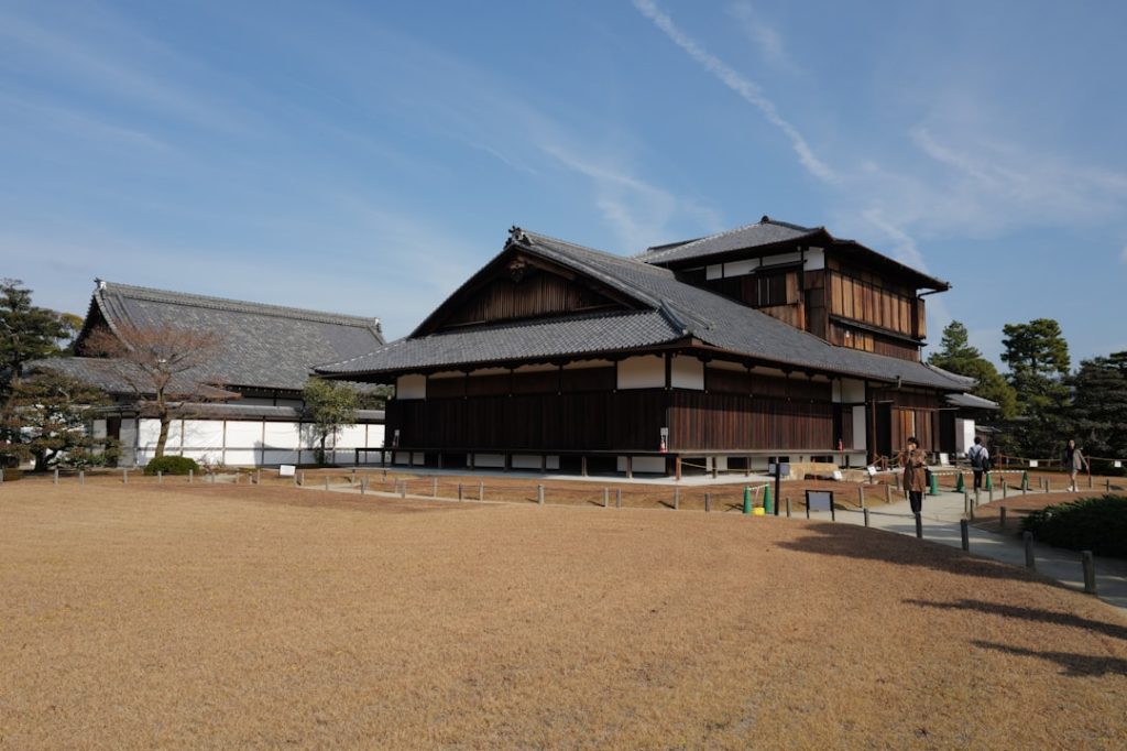 京都芝1200mコース解析レース攻略法